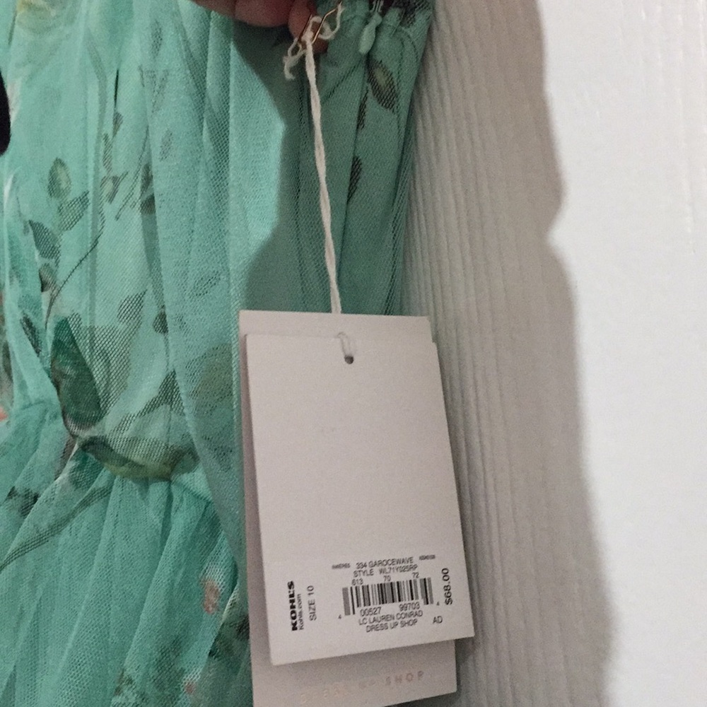 Lauren Conrad mint green floral dress - Picture 3 of 7